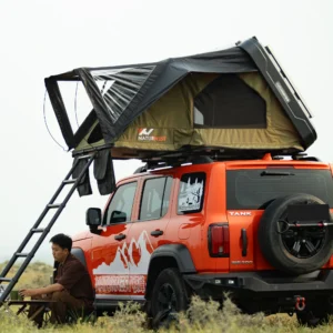 Premium 4-Season Single Person Clamshell Rooftop Tent with Quick Automatic Opening for Outdoor Adventure